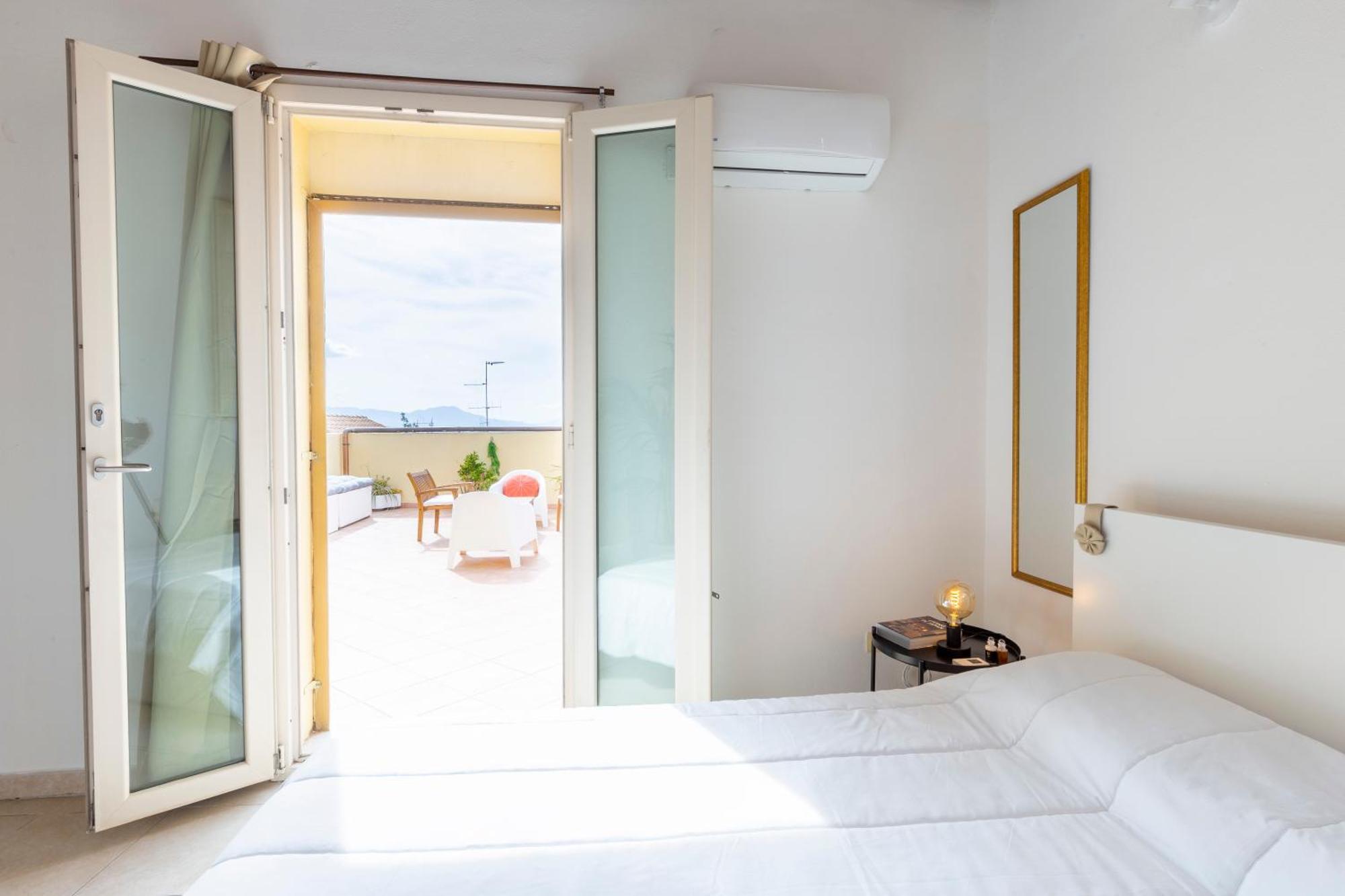 Ferienwohnung Castello Attic Sunset Terrace Cagliari Exterior foto